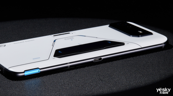 腾讯ROG游戏手机6系列正式发布！游戏手机真的有必要吗？